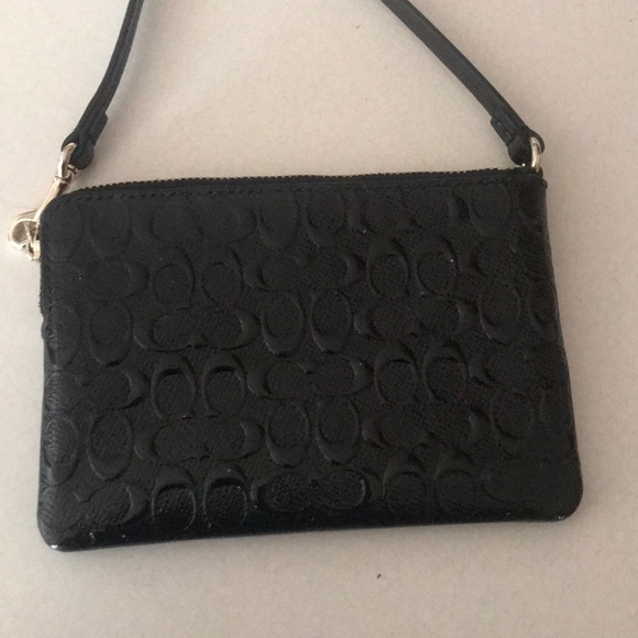 Authentic coach wristlet - Picture 2 of 3
